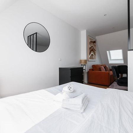شقة 2 Pieces Refait A Neuf Dernier Etage - Paris 19 - 4P - Flat-Guest المظهر الخارجي الصورة